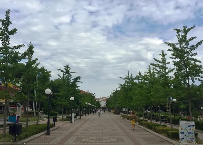 Апартаменты Art - *